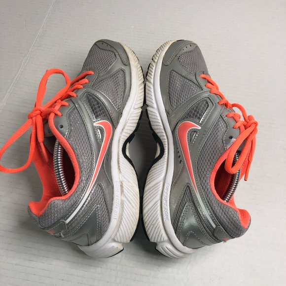Nike Air Sneakers Dart 9 Womens Size 8 Running Athletic Shoe Gray Orange - Picture 5 of 13
